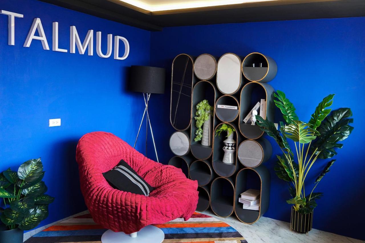 Talmud Hotel Gongyuan Taichung Luaran gambar