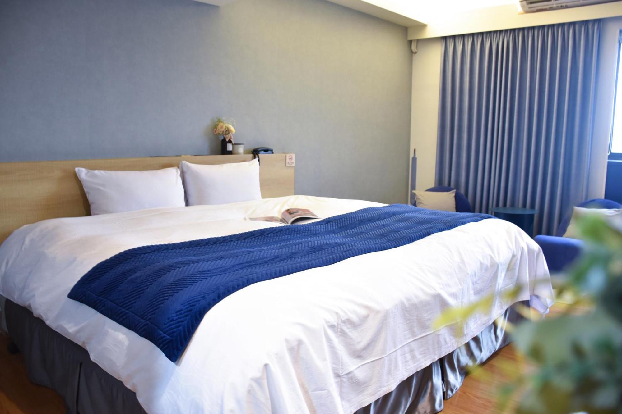 Talmud Hotel Gongyuan Taichung Luaran gambar
