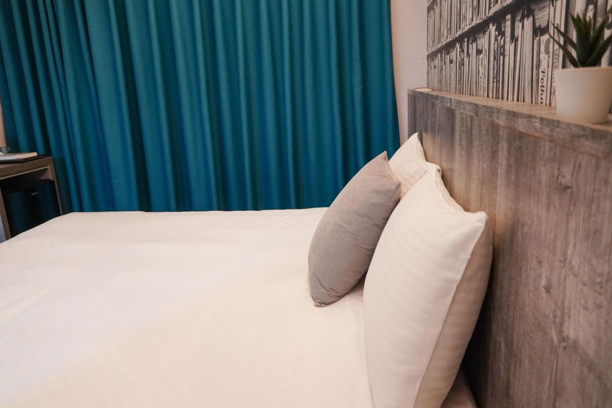 Talmud Hotel Gongyuan Taichung Luaran gambar