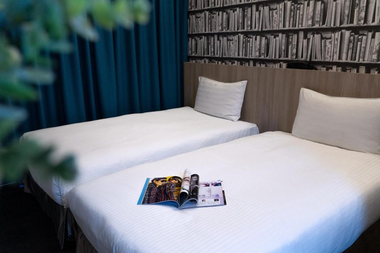 Talmud Hotel Gongyuan Taichung Luaran gambar